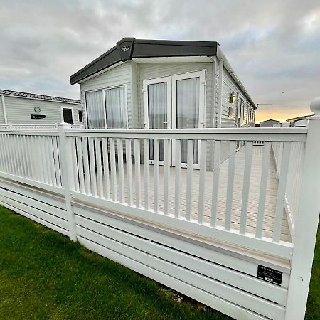 Luxury 3 Bedroom Caravan Between Perranporth And Newquay, Cornwall 新码头 外观 照片